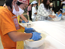 うどん打ち体験と木津卸売市場販売体験3