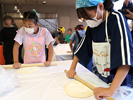 うどん打ち体験と木津卸売市場販売体験9