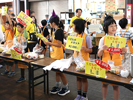 うどん打ち体験と木津卸売市場販売体験15